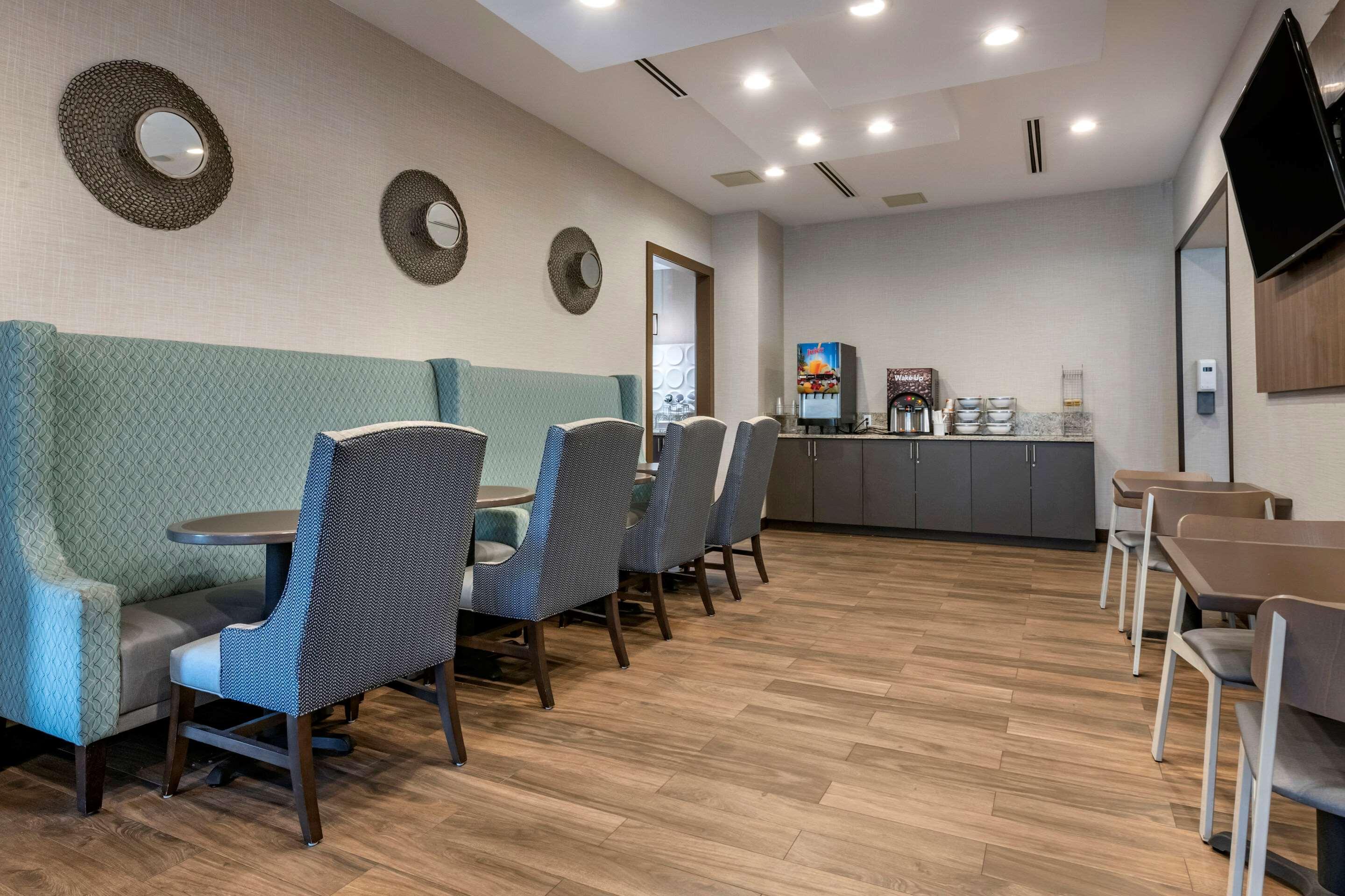 Comfort Lauderdale Airport & Cruise Port Hotel